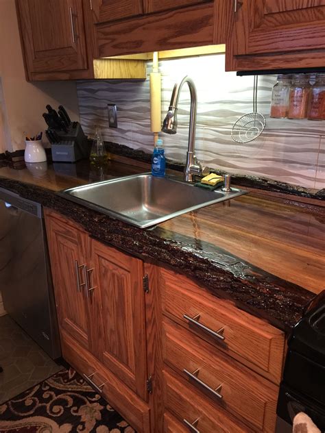 black countertops for cabinets